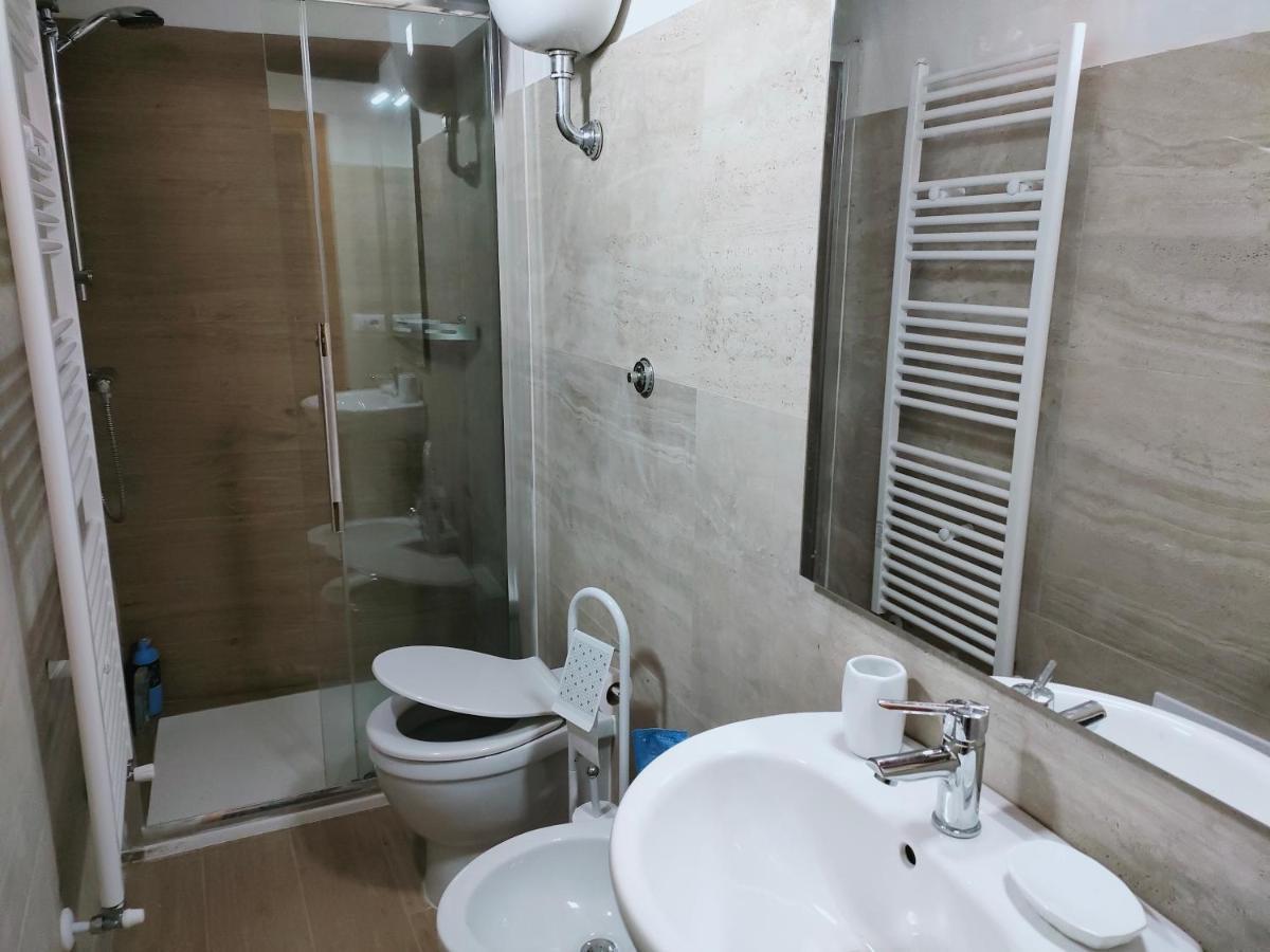 Francigena Viterbo Apartment Con Parcheggio Gratuito A Soli 2 Minuti Exterior photo