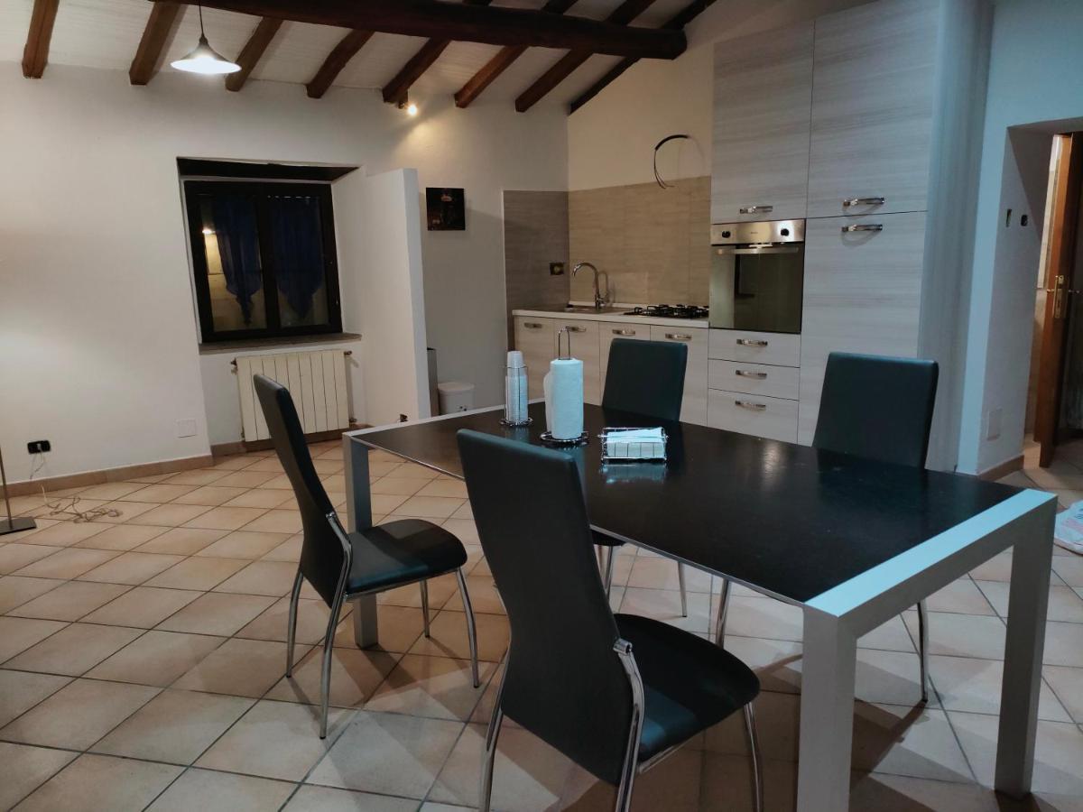 Francigena Viterbo Apartment Con Parcheggio Gratuito A Soli 2 Minuti Exterior photo