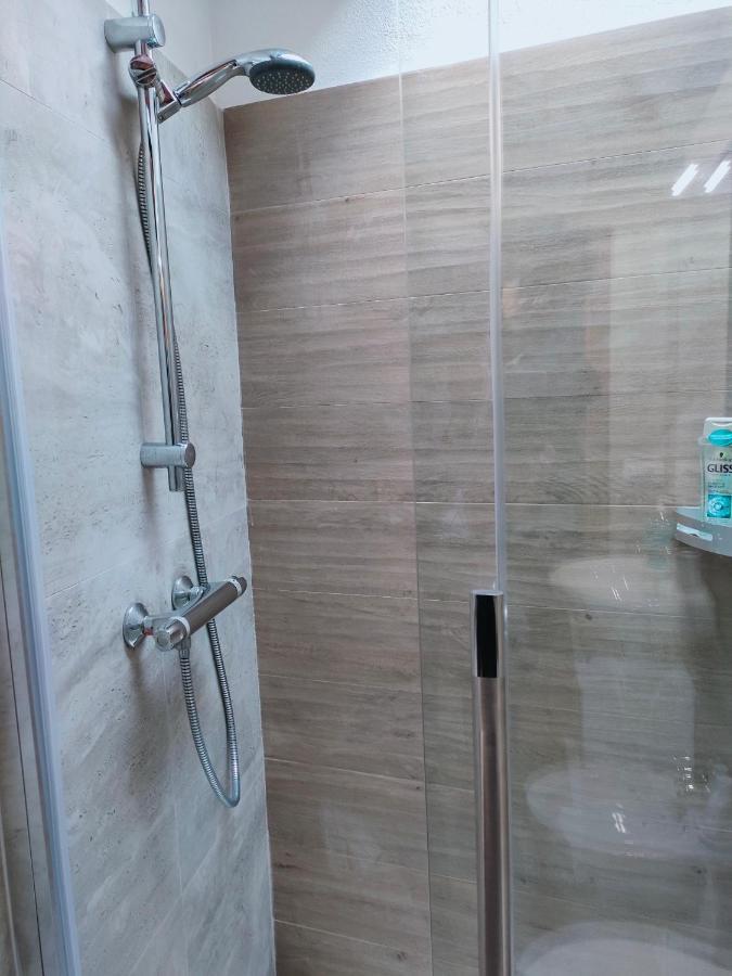Francigena Viterbo Apartment Con Parcheggio Gratuito A Soli 2 Minuti Exterior photo